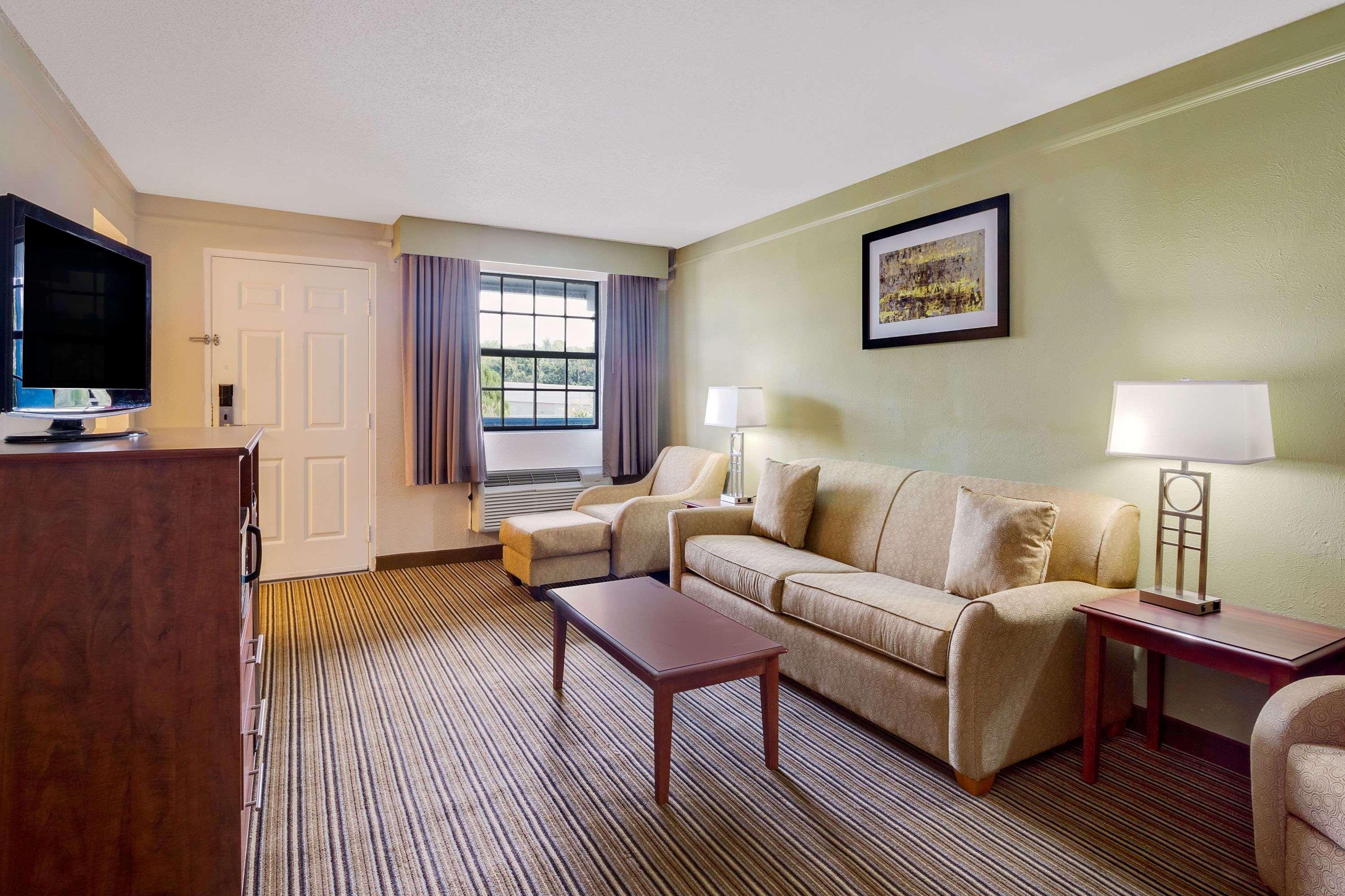 Baymont By Wyndham Jacksonville Orange Park מראה חיצוני תמונה